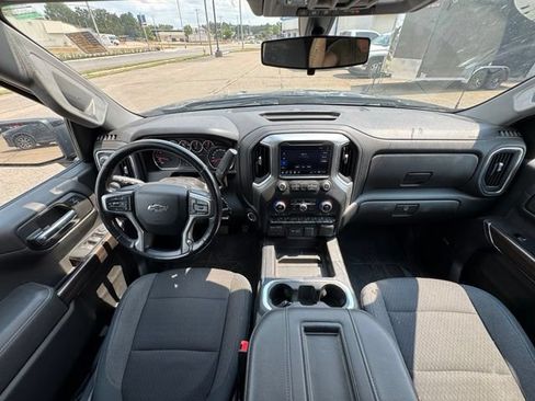 Used 2019 Chevrolet Silverado 1500 RST w/ True North Edition AWD/4WD image 16