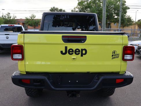 Used 2023 Jeep Gladiator Sport AWD/4WD image 7