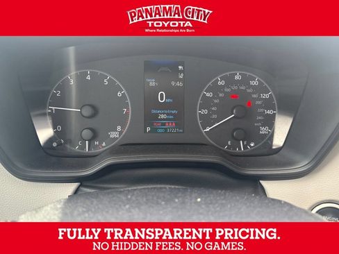 Used 2025 Toyota Corolla LE w/ Convenience Package FWD image 1