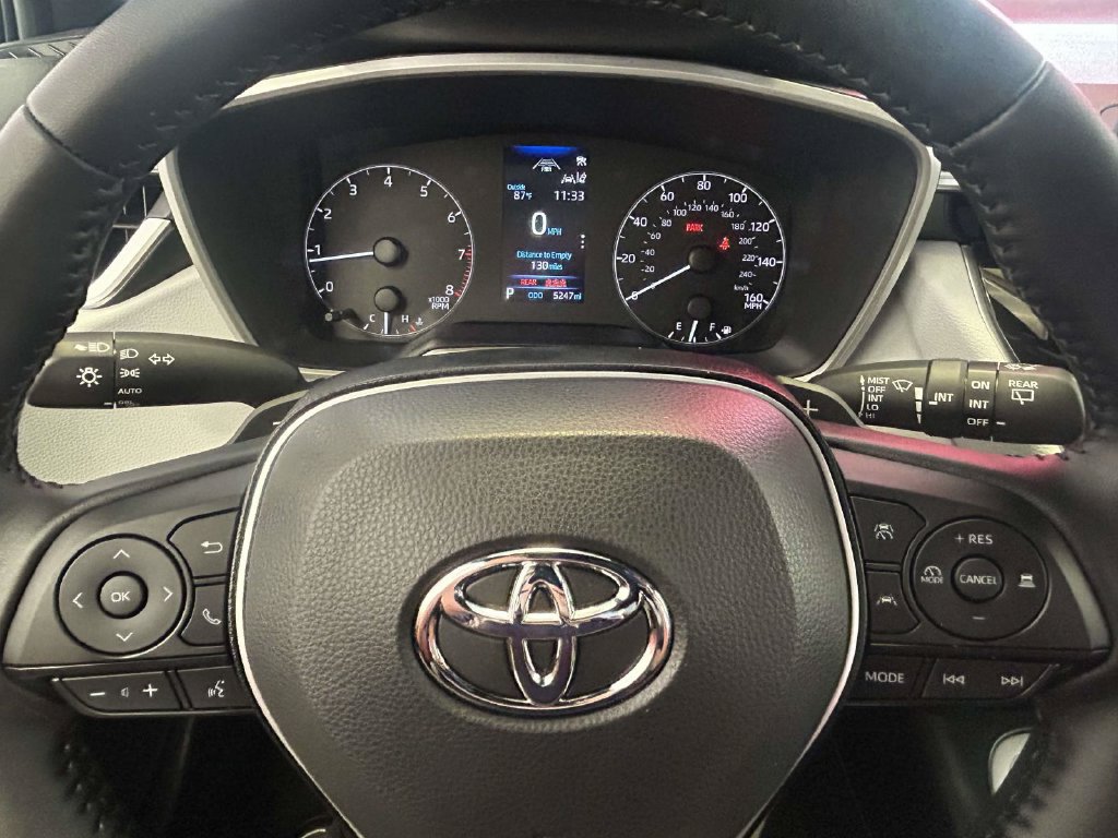 Certified 2025 Toyota Corolla SE FWD image 27