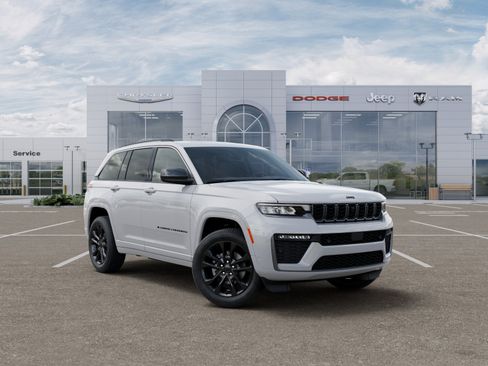 New 2026 Jeep Grand Cherokee Limited AWD/4WD image 32