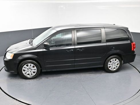 Used 2017 Dodge Grand Caravan SE w/ Power Window Group image 43