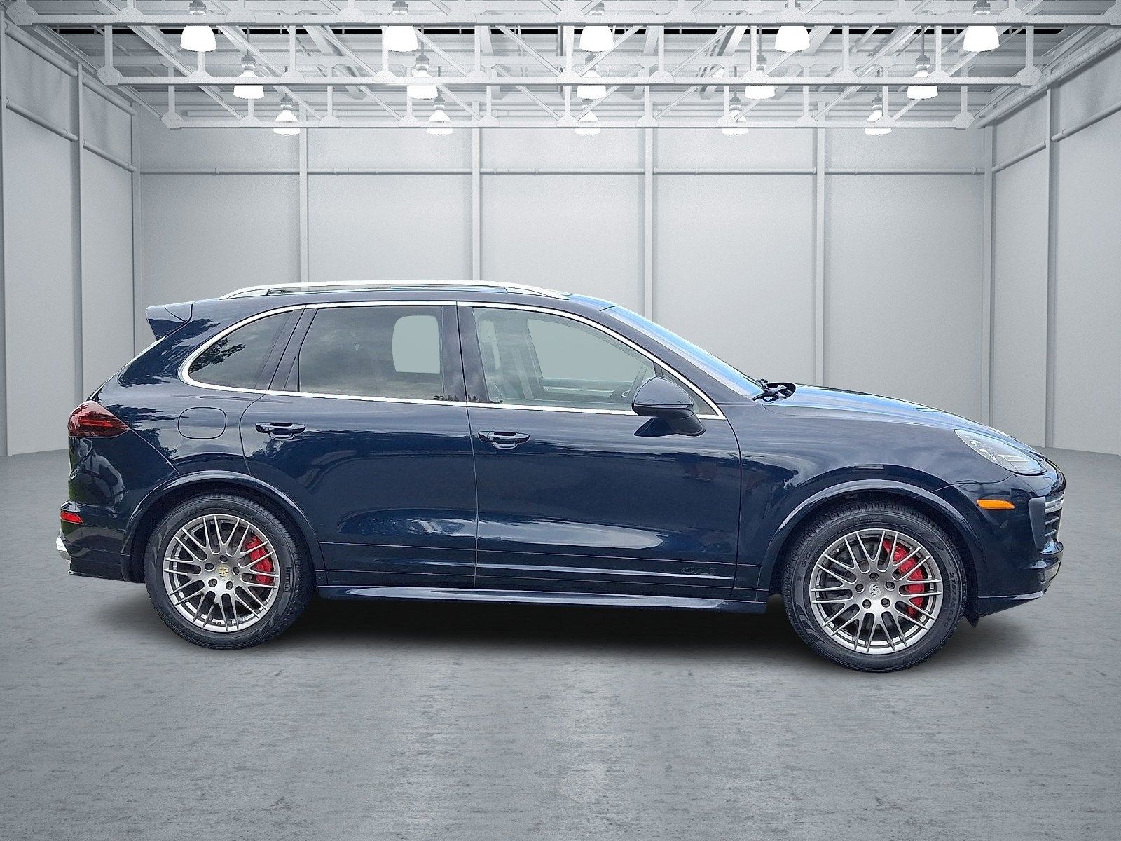 Used 2016 Porsche Cayenne GTS AWD/4WD image 7