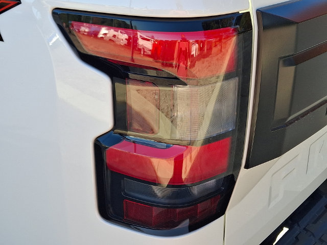 Used 2026 Nissan Frontier PRO-4X AWD/4WD image 10