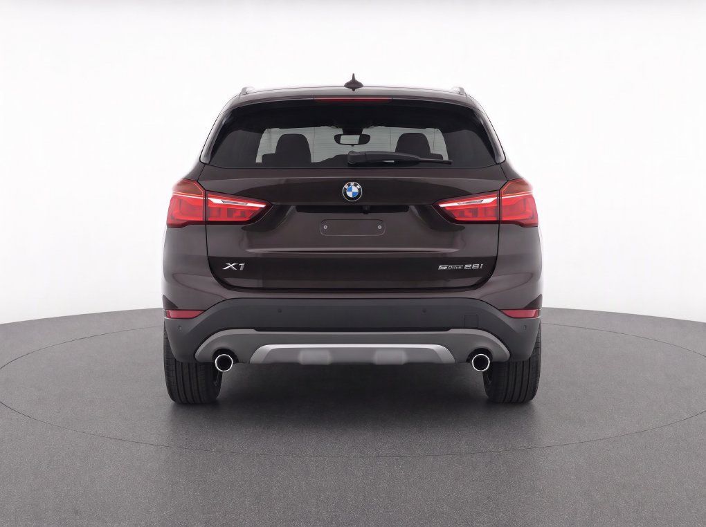 Used 2019 BMW X1 sDrive28i w/ Convenience Package FWD image 10