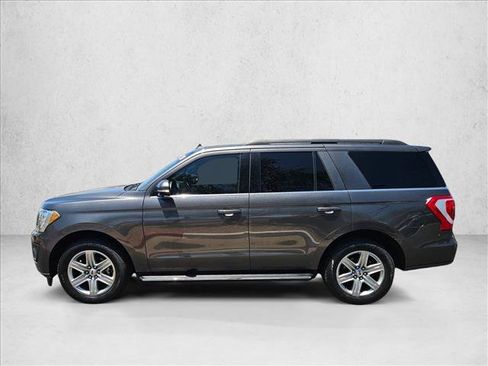 Used 2020 Ford Expedition XLT w/ Equipment Group 202A AWD/4WD image 10