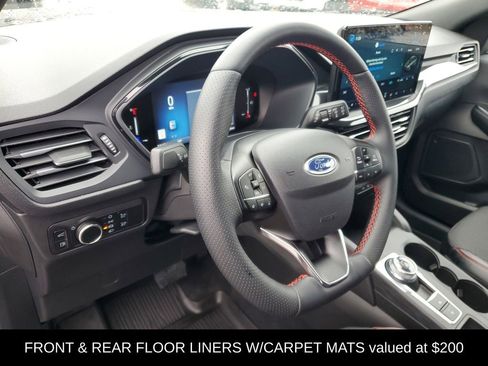 Used 2025 Ford Escape ST-Line w/ Equipment Group 301A image 9