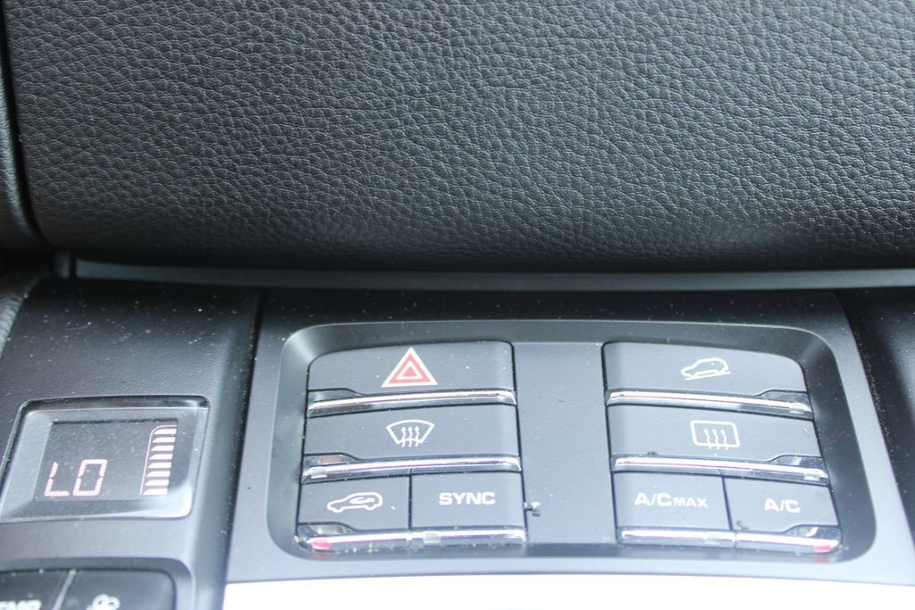 Used 2018 Porsche Macan S AWD/4WD image 52