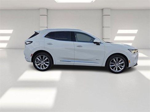 Certified 2022 Buick Envision Avenir w/ Technology Package II image 6