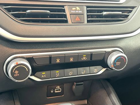 Used 2022 Nissan Altima 2.5 S image 26