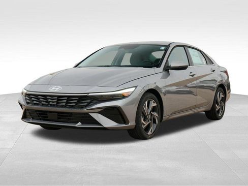 New 2026 Hyundai Elantra Limited image 3