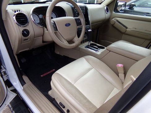 Used 2008 Ford Explorer Sport Trac Limited image 34