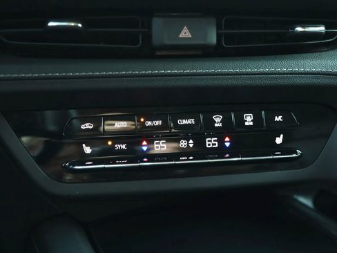 Used 2021 Buick Envision Preferred image 26