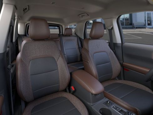 New 2025 Ford Bronco Sport Outer Banks w/ Outer Banks Tech Package+ AWD/4WD image 10