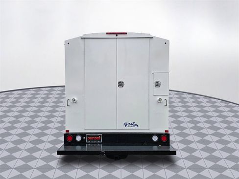 New 2026 Ford E-350 and Econoline 350 Super Duty w/ Power Equipment Group image 6