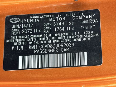 Used 2013 Hyundai Veloster w/ Style Pkg FWD image 23