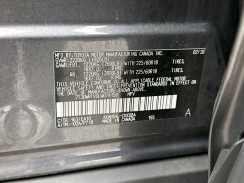 Used 2020 Toyota RAV4 Limited image 11