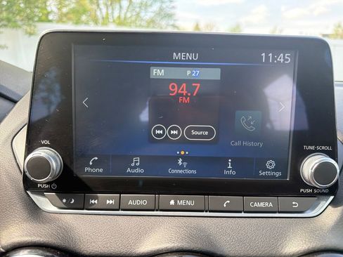 Used 2024 Nissan Sentra SV FWD image 20