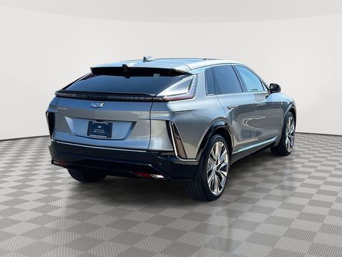 Certified 2024 Cadillac Lyriq Luxury image 4