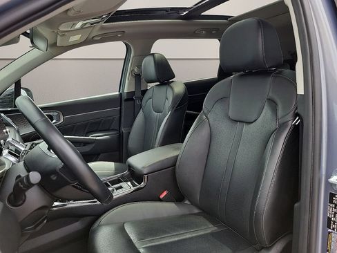 Used 2022 Kia Sorento SX AWD/4WD image 11