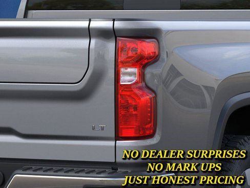New 2026 Chevrolet Silverado 2500 LT w/ Texas Edition AWD/4WD image 11