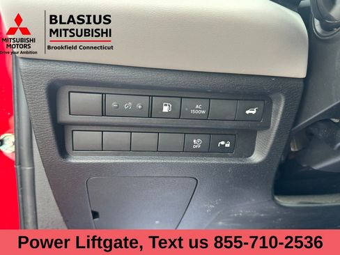 Used 2023 Mitsubishi Outlander SEL image 25