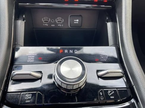 Used 2023 Jeep Grand Cherokee L Overland AWD/4WD image 29