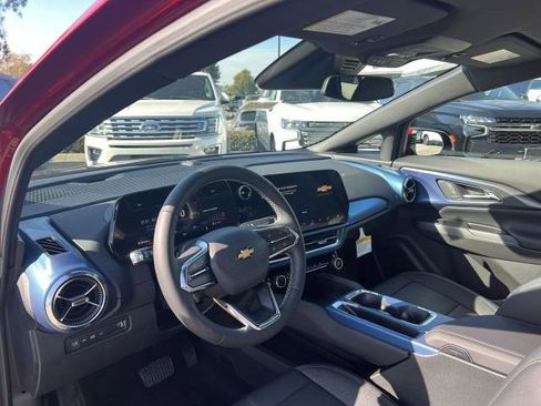 New 2026 Chevrolet Equinox EV LT FWD image 10