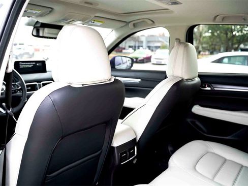 New 2025 MAZDA CX-5 AWD 2.5 S w/ Premium Plus Pkg image 19