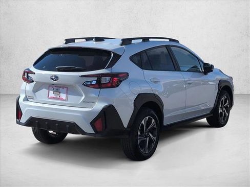 Used 2024 Subaru Crosstrek 2.0i Premium image 5