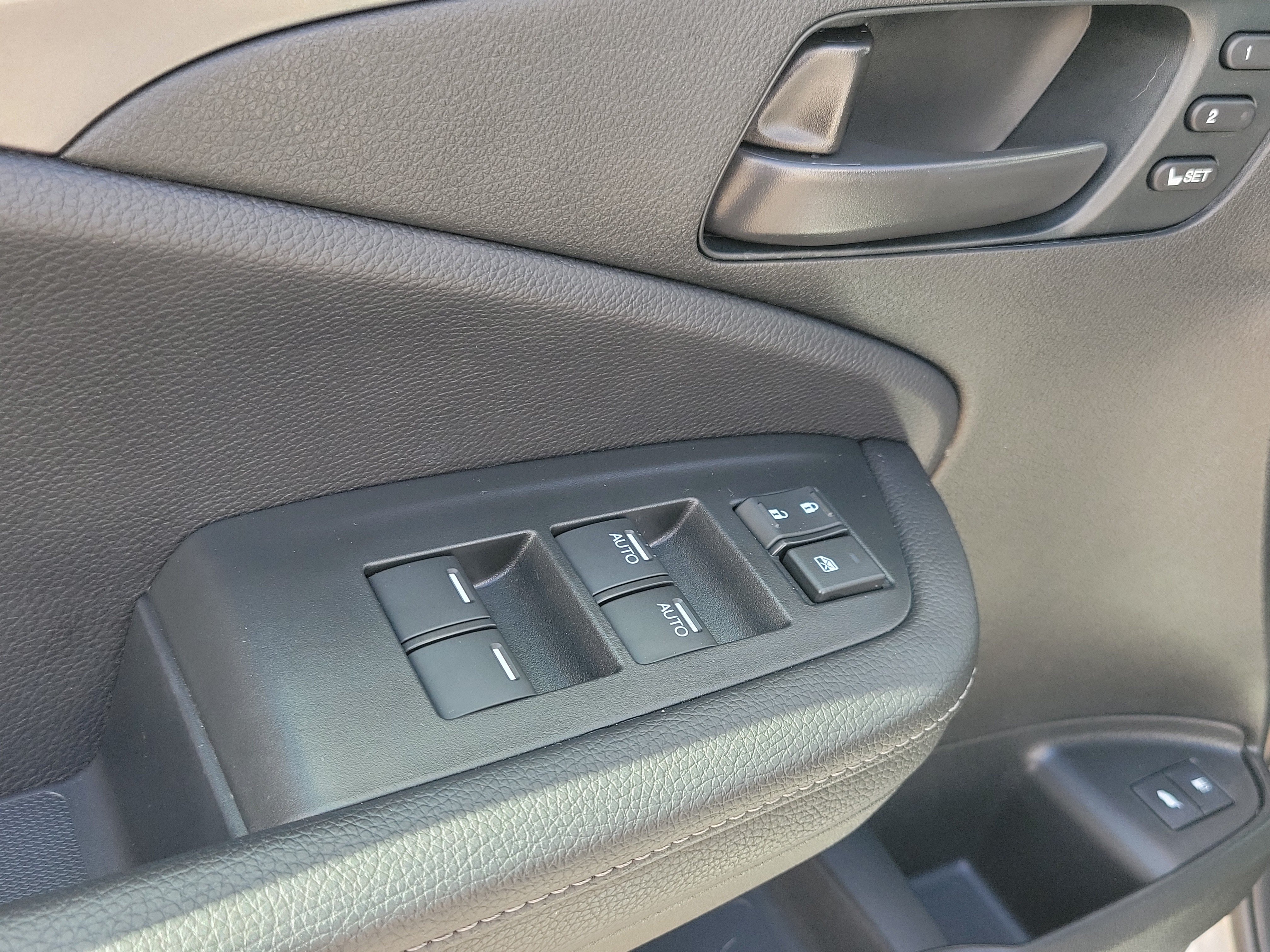 Used 2023 Honda Passport EX-L image 24