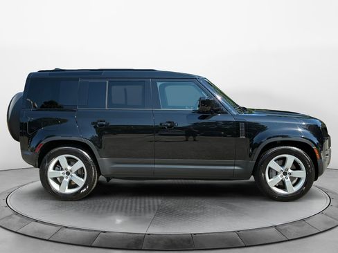 Used 2026 Land Rover Defender 110 S AWD/4WD image 8