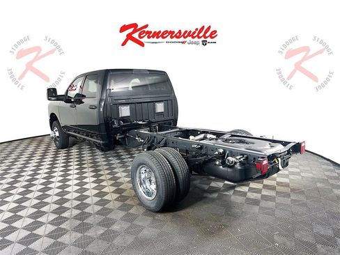 New 2026 RAM 3500 Tradesman image 5