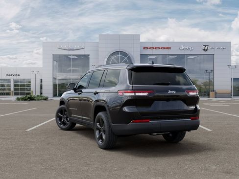 New 2026 Jeep Grand Cherokee L Limited w/ Limited Altitude Package RWD image 3