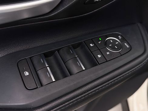 Used 2024 Toyota Grand Highlander AWD image 20
