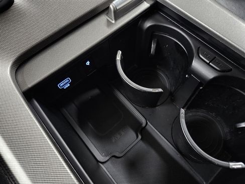 Used 2021 Hyundai Palisade Limited image 10