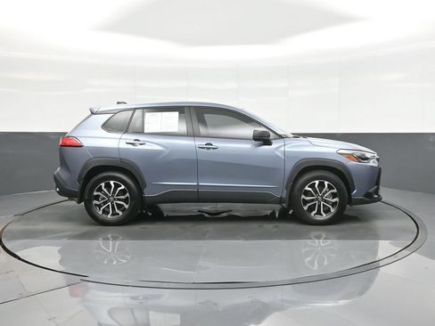 Used 2025 Toyota Corolla Cross AWD Hybrid image 8