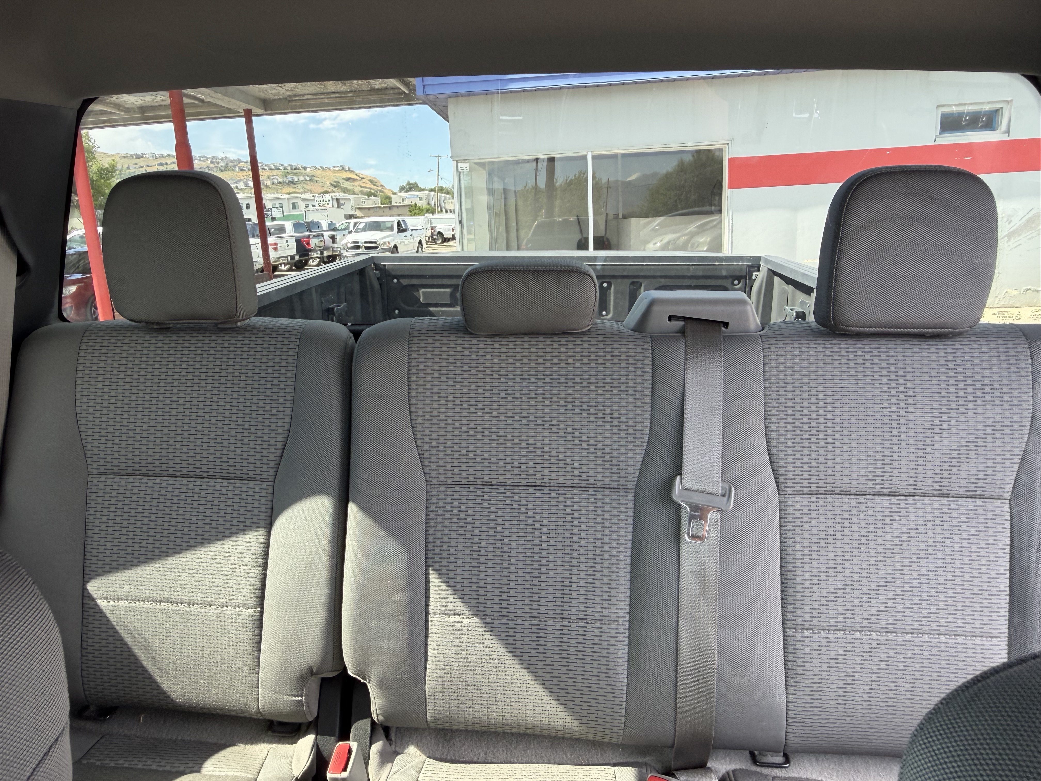 Used 2015 Ford F150 XLT AWD/4WD image 13