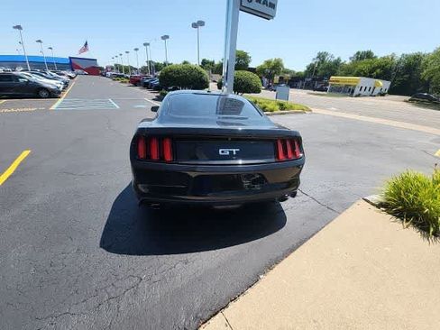 Used 2017 Ford Mustang GT Premium w/ GT Performance Package RWD image 19