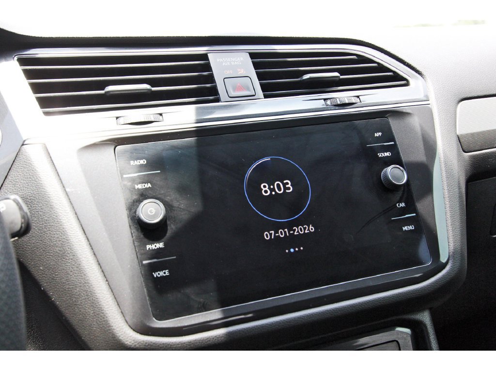 Used 2023 Volkswagen Tiguan SE R-Line FWD image 28