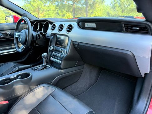Used 2015 Ford Mustang GT Premium image 23