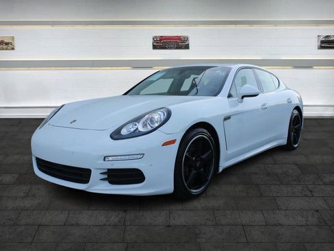 Used 2016 Porsche Panamera Edition image 3