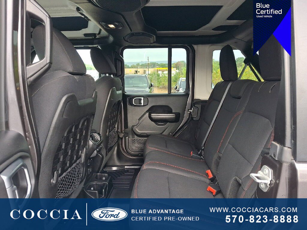 Used 2018 Jeep Wrangler Unlimited Rubicon AWD/4WD image 10