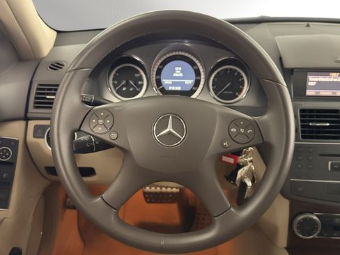 Used 2011 Mercedes-Benz C 300 Sedan image 20