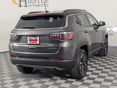 Used 2023 Jeep Compass Limited image 7