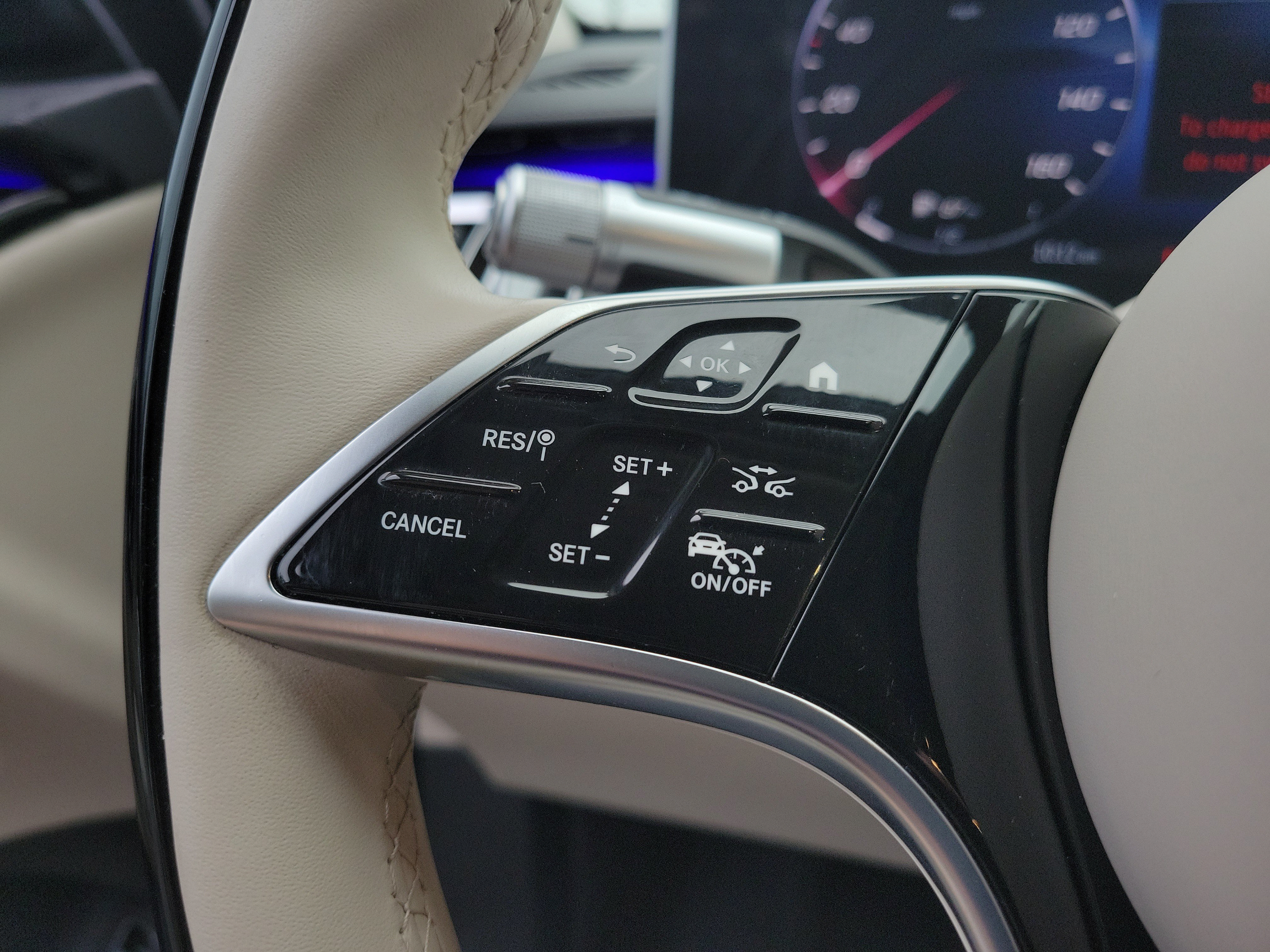Used 2022 Mercedes-Benz S 500 4MATIC image 24