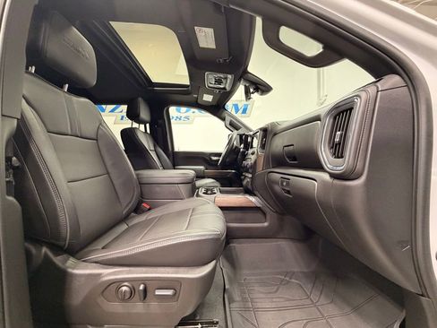 Used 2023 Chevrolet Silverado 3500 High Country image 23