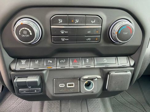 Used 2025 Chevrolet Silverado 2500 Custom w/ Custom Value Package AWD/4WD image 30
