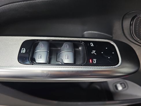 New 2026 Mercedes-Benz GLC 300 4MATIC image 29