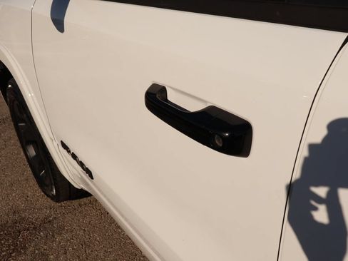 Used 2025 RAM 1500 Big Horn AWD/4WD image 16